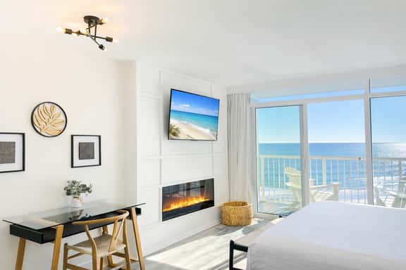 Quiet Oceanfront Escape | Fireplace & Balcony - Image 1