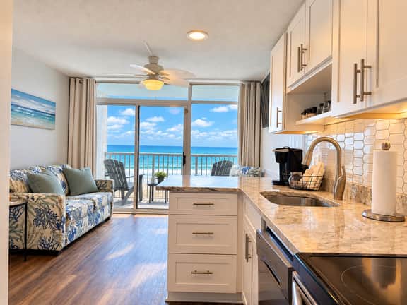 Sea Watch Oceanfront 1BR | King Bed & Balcony - Image 5